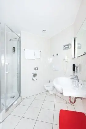 Standard Tek Büyük veya İki Ayrı Yataklı Oda