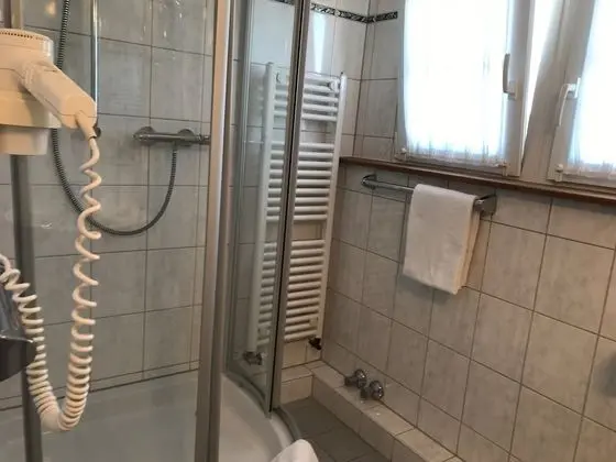 Classic Tek Büyük Yataklı Oda