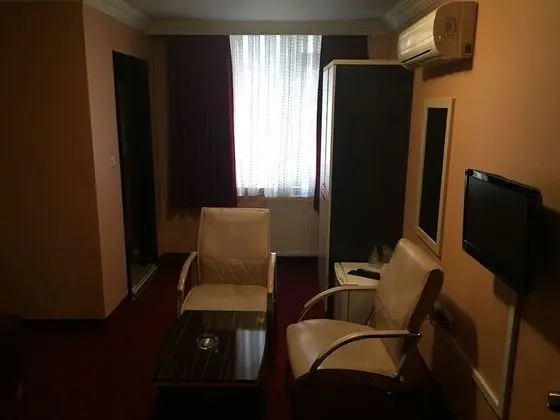 Standard Tek Büyük Yataklı Oda