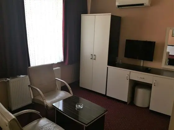 Standard Tek Büyük Yataklı Oda