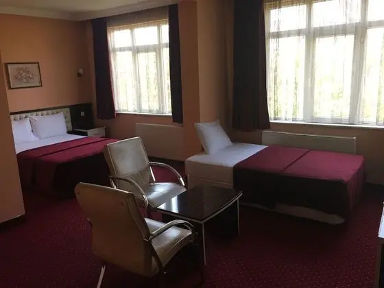 Standard Üç Kişilik Oda