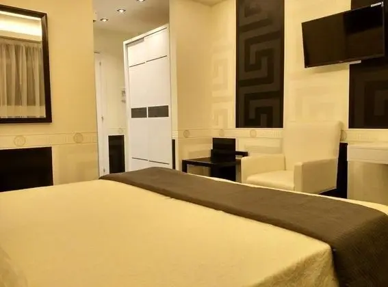 Deluxe Tek Büyük Yataklı Oda