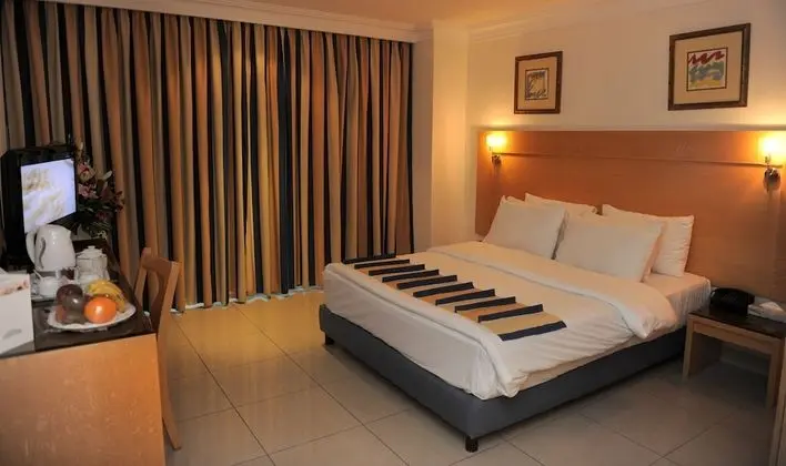 Standard King Room