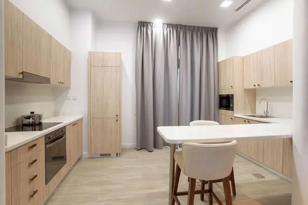 One Bedroom Apartment