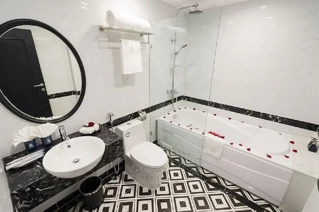 Premium Tek Büyük Yataklı Oda