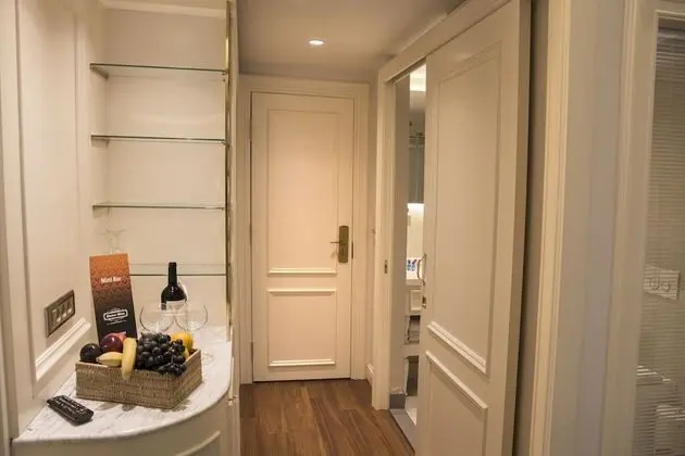 Room service - dining