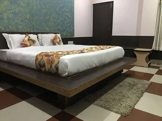 Luxury Süit, 1 En Büyük (King) Boy Yatak, Engellilere Uygun, Sigara İçilebilir