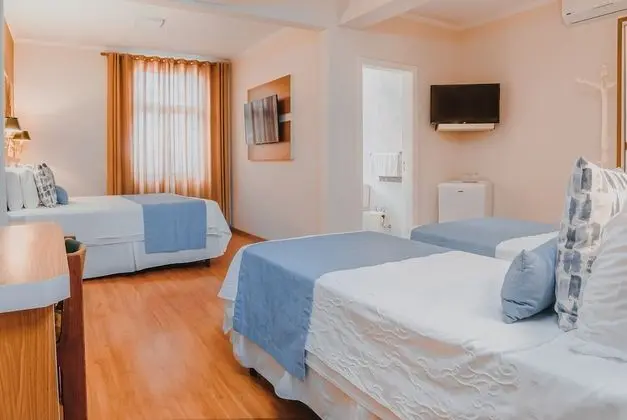 Standard Üç Kişilik Oda