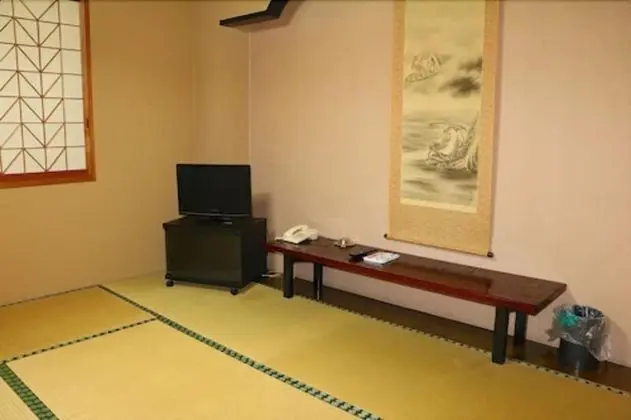 Traditional Oda (Japanese Style for 3 Guests)