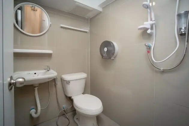 Double Room Private Bathroom 1