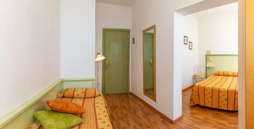 Family Üç Kişilik Oda