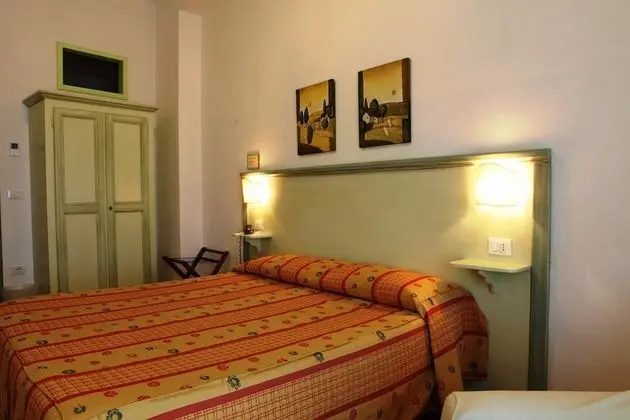 Panoramic Tek Büyük veya İki Ayrı Yataklı Oda