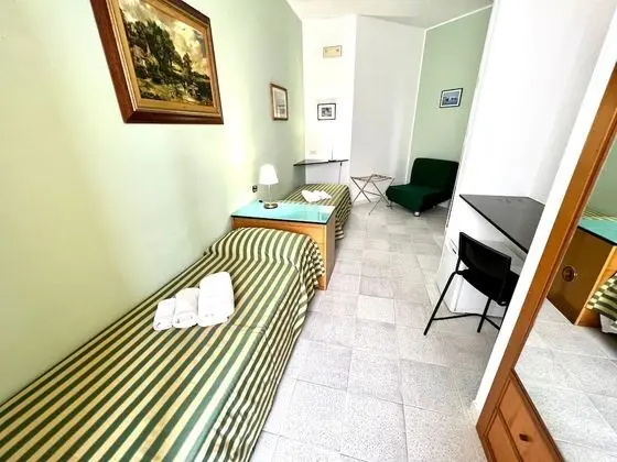 Tek Büyük Yataklı Oda