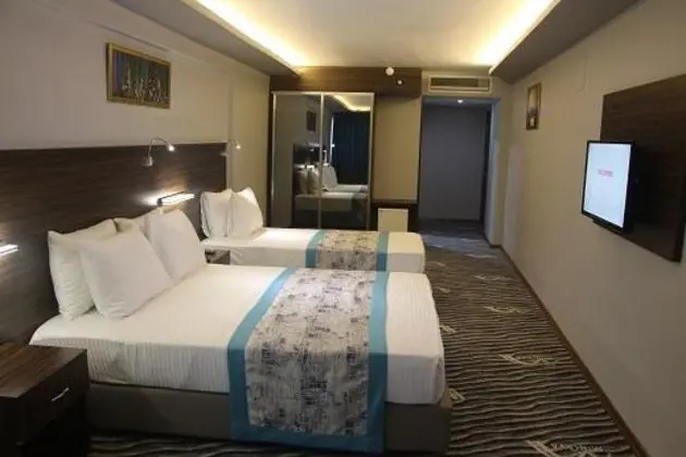 Deluxe Oda, Deniz veya Kara Manzaralı
