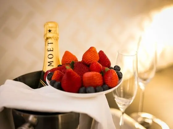 Deluxe Üç Kişilik Oda