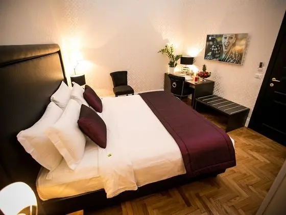 Superior Tek Büyük Yataklı Oda