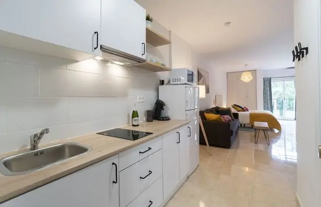 Deluxe Stüdyo Süit, Balkon, Bahçe Manzaralı