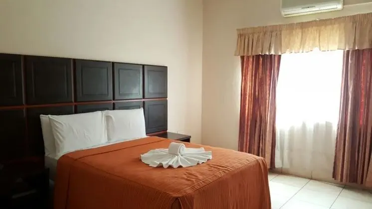 Tek Büyük Yataklı Oda, Bahçe Manzaralı