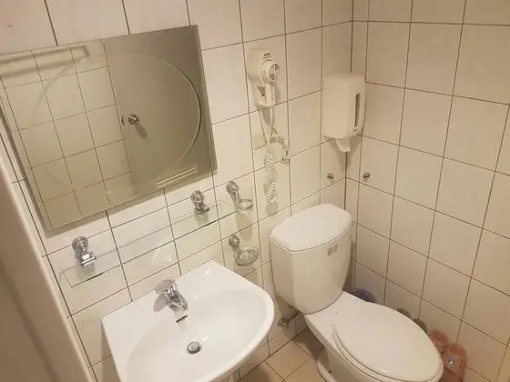 Economy Dört Kişilik Oda