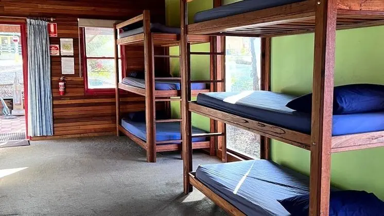 Ev (Honeyshed Bunkhouse A)