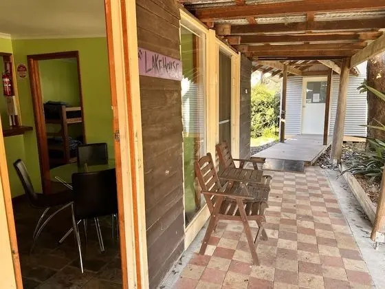 Family Kır Evi (The Lakehouse)