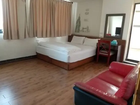 Standard Tek Büyük Yataklı Oda