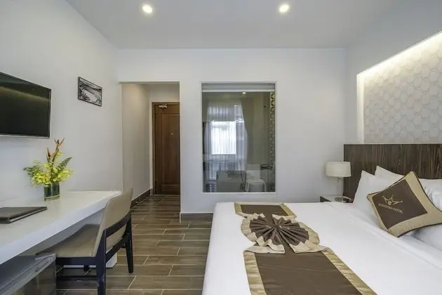Deluxe Tek Büyük Yataklı Oda