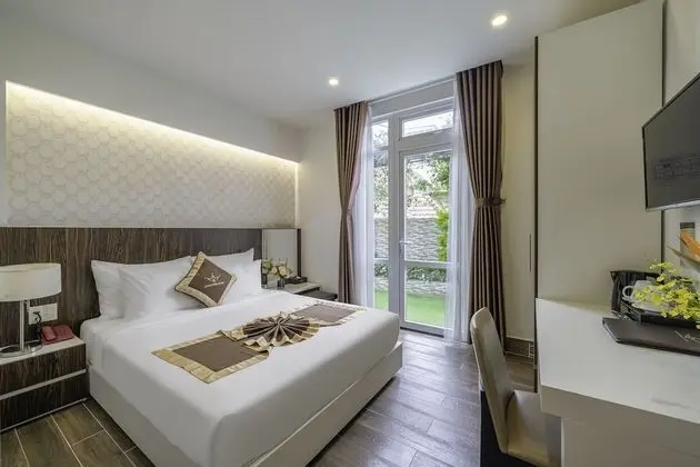 Deluxe Tek Büyük Yataklı Oda