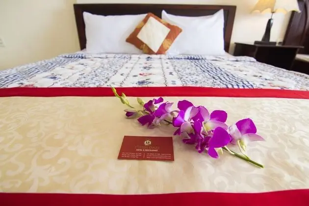 Honeymoon Tek Büyük Yataklı Oda
