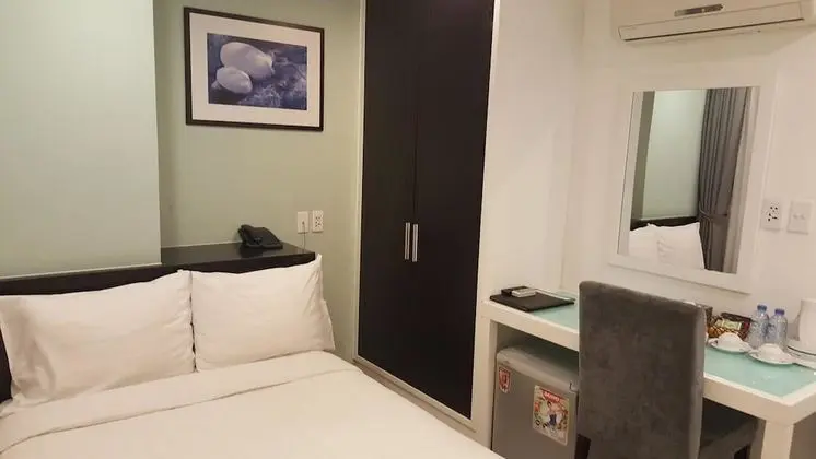 Standard Tek Büyük Yataklı Oda
