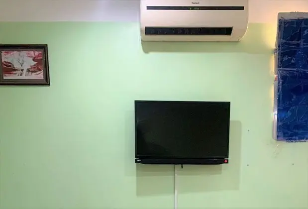 Family Tek Büyük Yataklı Oda