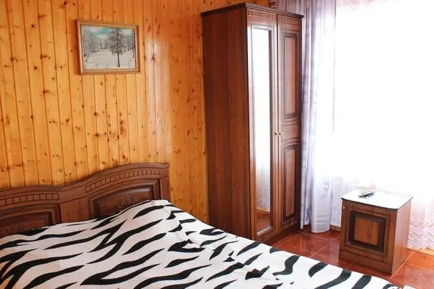 Tek Büyük veya İki Ayrı Yataklı Oda (Bathroom)