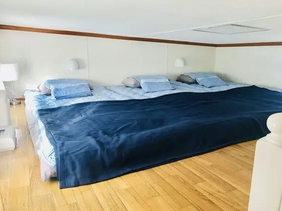 Basic Oda, Deniz Manzaralı