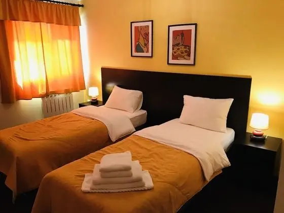 Standard Tek Büyük veya İki Ayrı Yataklı Oda