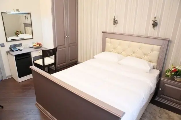 Economy Tek Büyük Yataklı Oda