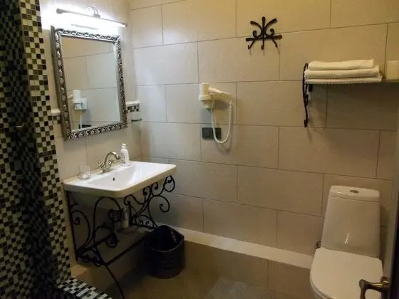 Standard Tek Büyük veya İki Ayrı Yataklı Oda
