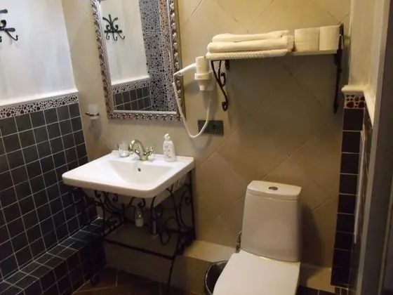 Standard Tek Büyük veya İki Ayrı Yataklı Oda