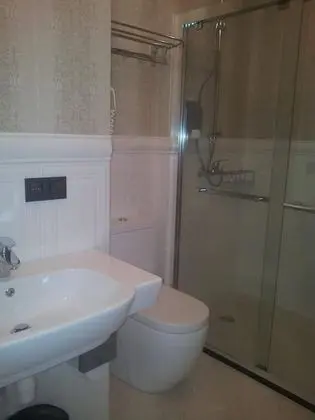 Standard Tek Büyük veya İki Ayrı Yataklı Oda