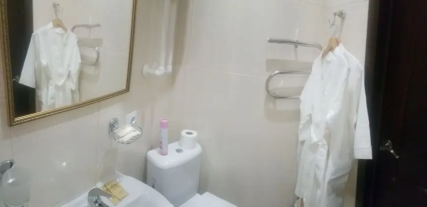 Comfort Tek Büyük Yataklı Oda