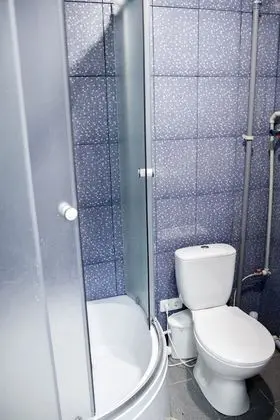 Economy Tek Büyük Yataklı Oda, Ortak Banyo