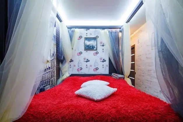 Classic Tek Büyük Yataklı Oda (with Shower)