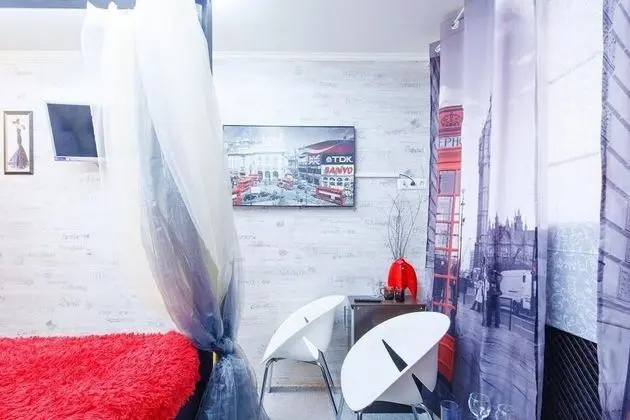 Classic Tek Büyük Yataklı Oda (with Shower)