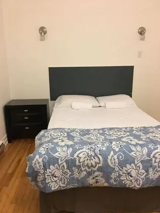 City Tek Büyük Yataklı Oda