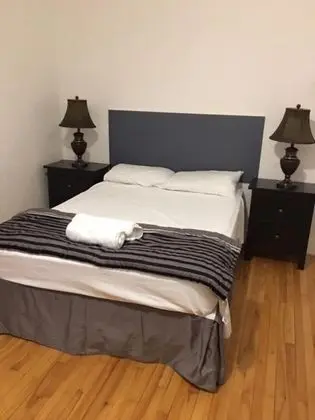 City Tek Büyük Yataklı Oda
