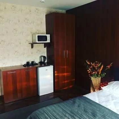 Luxury Tek Büyük Yataklı Oda