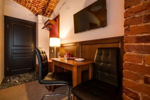 Comfort Tek Büyük veya İki Ayrı Yataklı Oda