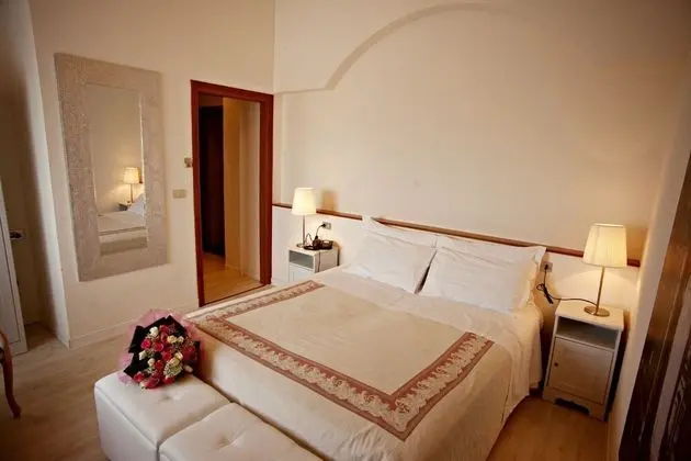 Deluxe Büyük Yataklı Tek Kişilik Oda