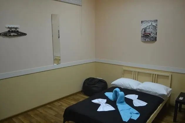 Basic Tek Büyük Yataklı Oda, Ortak Banyo