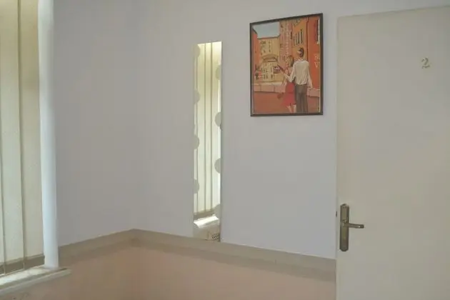 Basic Tek Büyük Yataklı Oda, Ortak Banyo