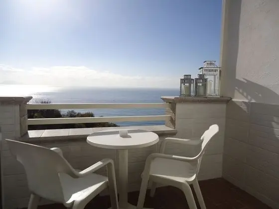Tek Kişilik Oda, Deniz Manzaralı